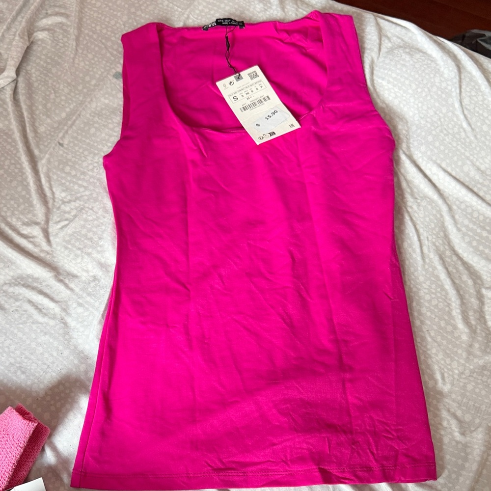 Zara Bright Fuchsia Scoop Neck Tank